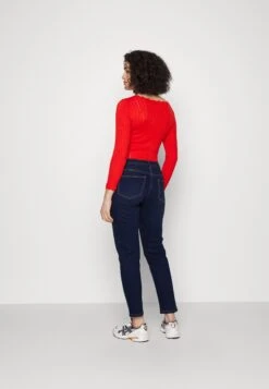 Vmmzia Bumpband - Straight Leg Jeans - Dark Blue Denim -Vero Moda f0f78c56cae54e3eb9e3be0d7bad6c87