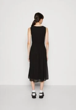 Vero Moda Vmamanda Dress - Cocktailjurk - Black -Vero Moda f9db4d79096e4f6ca54cbdff2cf37c2b